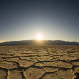 Badwater-Basin-Moonset